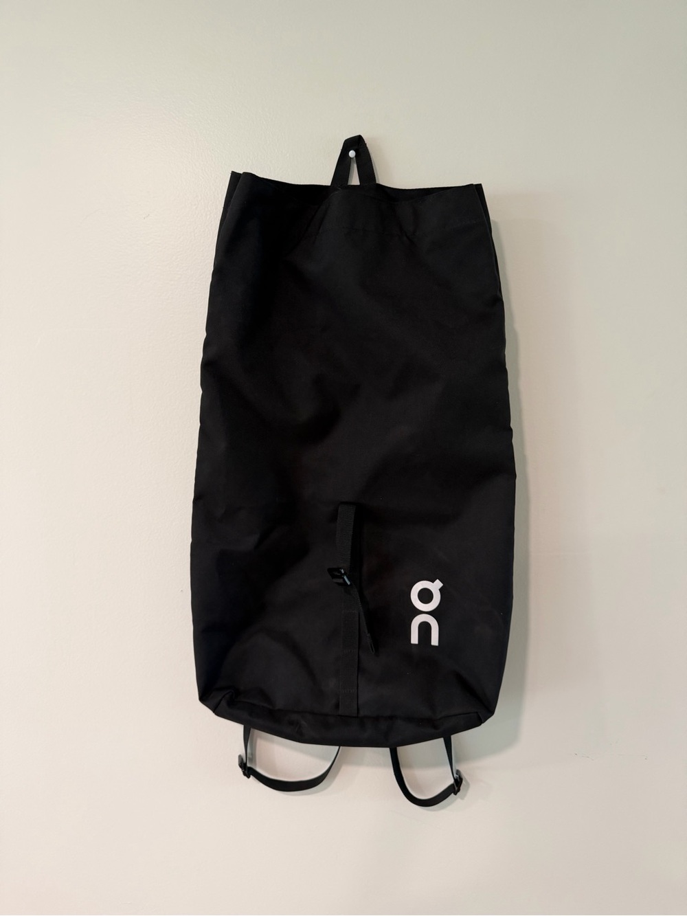 On Cloud Black Active Workout Athleisure Hiking Outdoor Gym Backpack Unisex